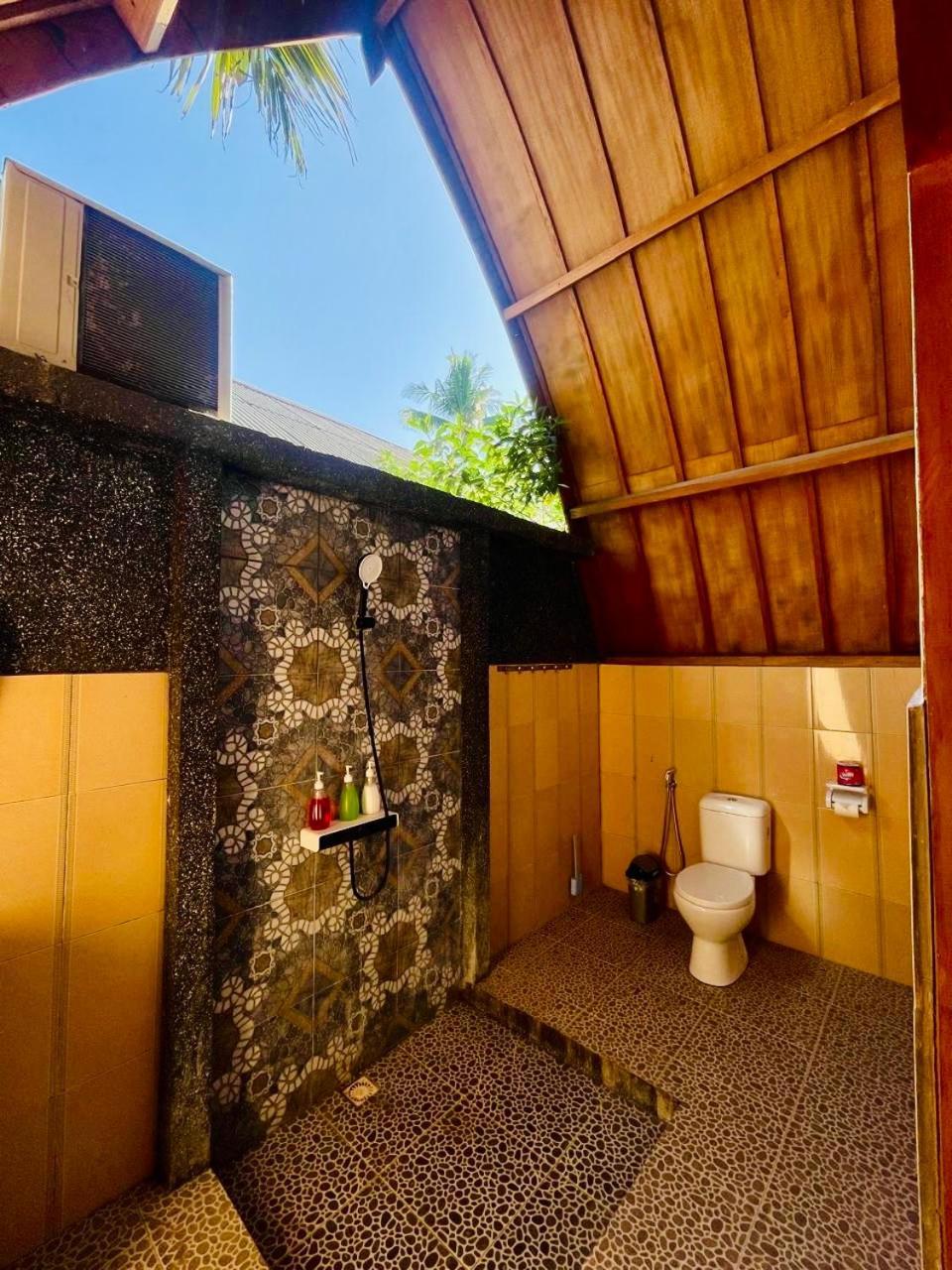 Lagom Guest House Gili Air Exteriör bild